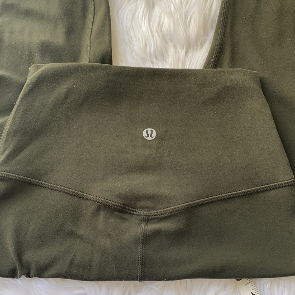 Like new lululemon’s olive green size 2